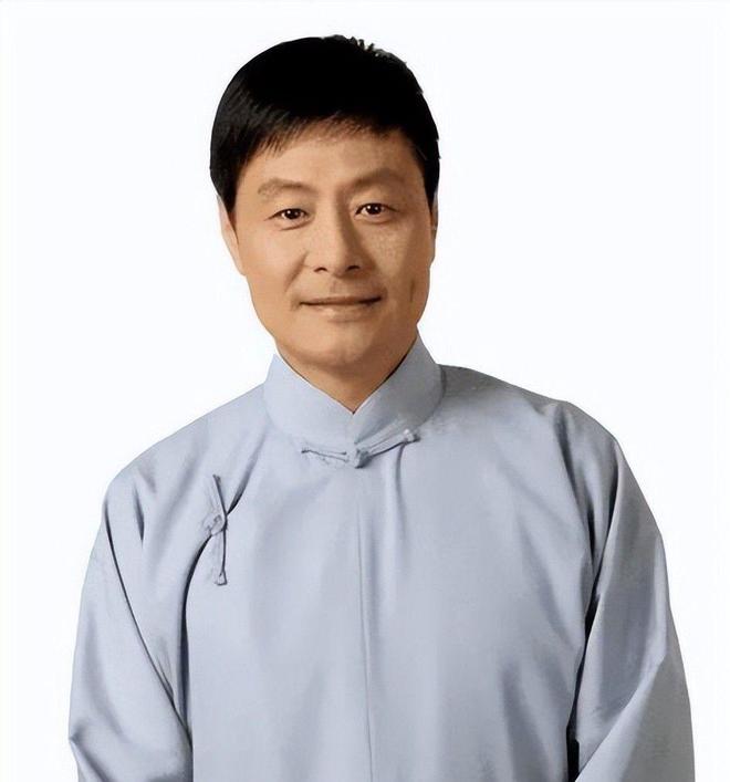 奇才当红时抛下冯巩移居海外65岁现状如何凯发K8旗舰店APP他是马季看中的相声(图8)